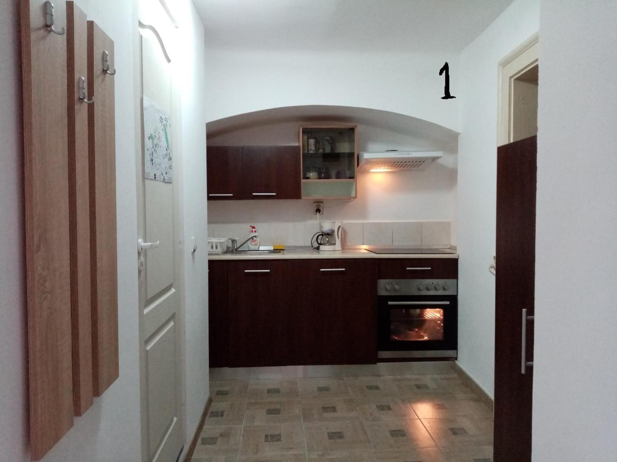 Central Studio In Historic Center 브라쇼브 외부 사진
